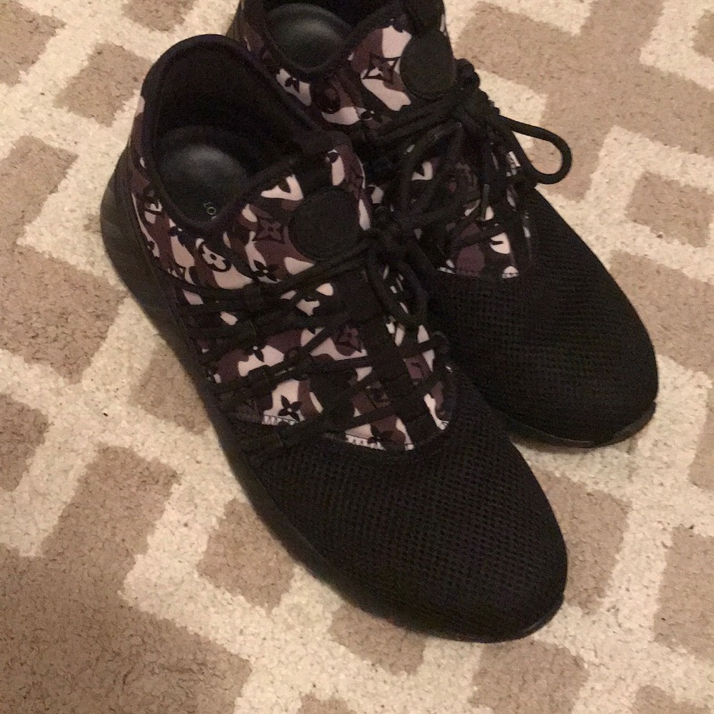 Lv men’s sneakers